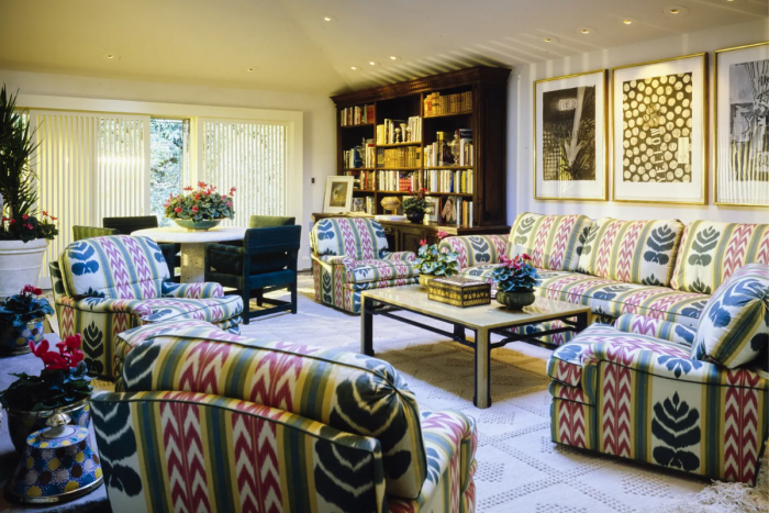 1990 - типичният диван