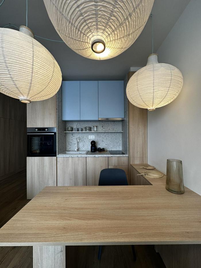 IMG-4b8592c79d83d95ff0a91a0d237642c8-V