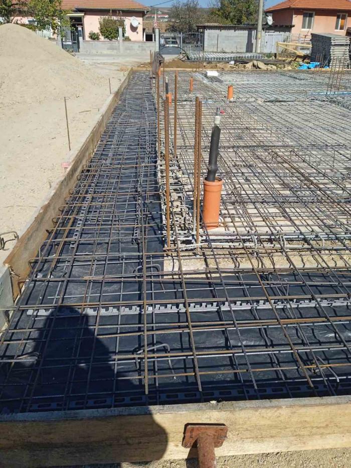 IMG-c18e899220d80513421e99c13cbcdb23-V