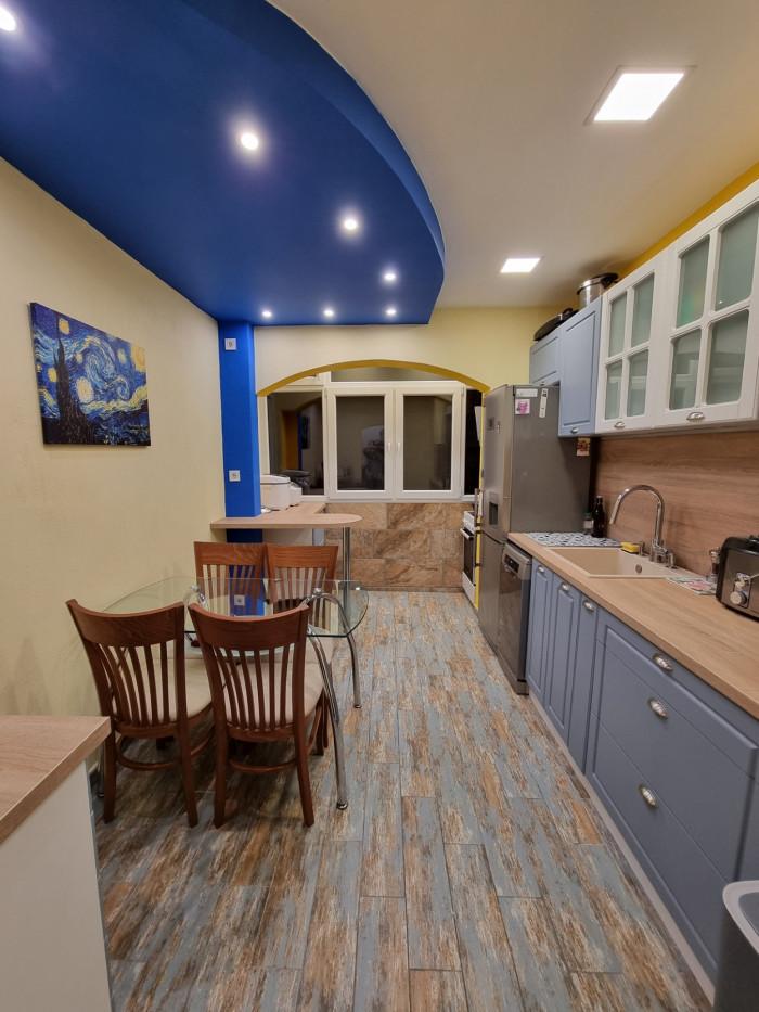 IMG-c74d893fa4e289f2e9e7d59edc5b9d2e-V