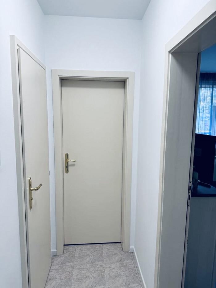 Боядисване на врати и стени.