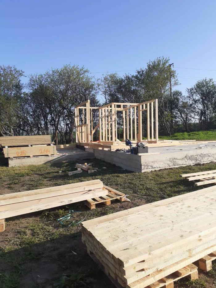 IMG-e9781dd1d9b9eab7065c4326f9e04e78-V