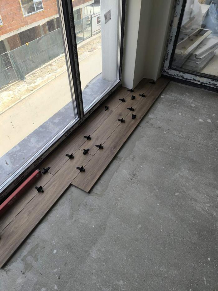 Плочки в дневна