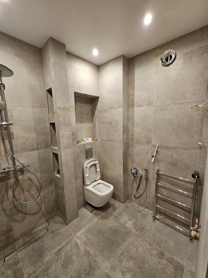 Лепене на плочки, фугиране и монтаж на санитария