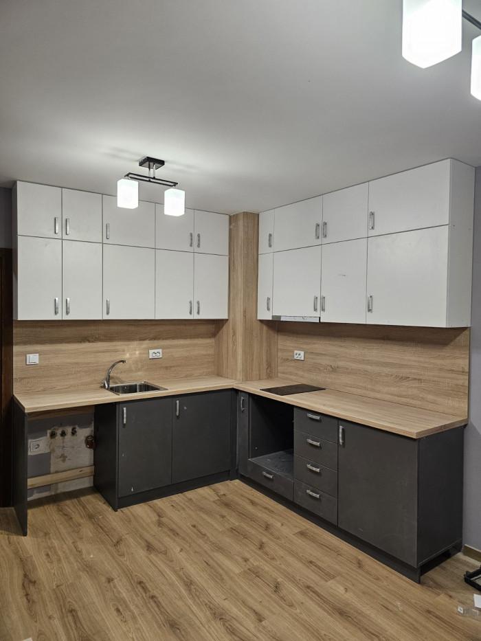 Поръчкова кухня по дизайн на клиента.