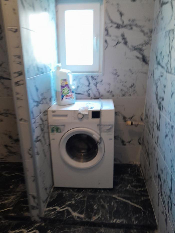 IMG-70f80e2e8763fbd47659c02e68a7ee32-V