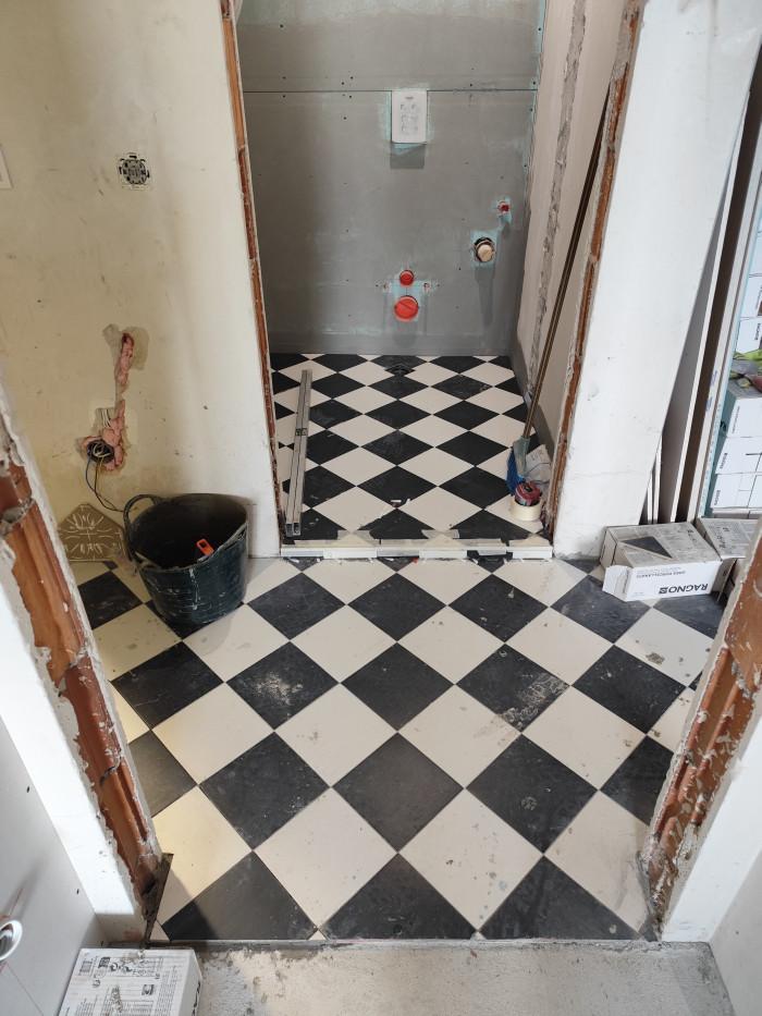 Под Арлекино