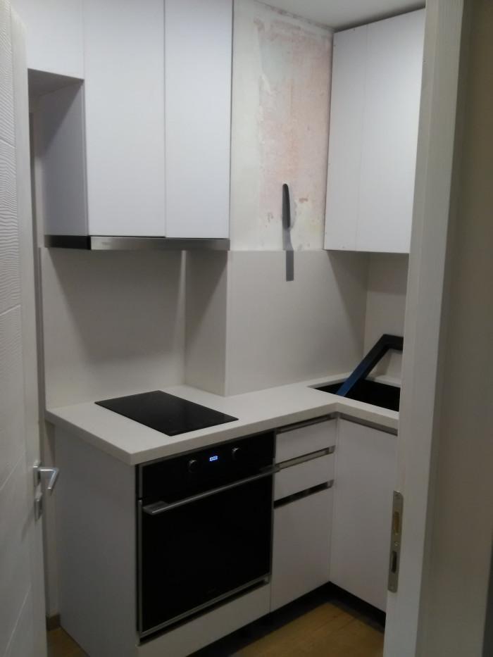 кухненски бокс - след