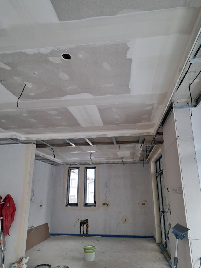 IMG-38a87d6a77f5e368724cda28c10bb88c-V