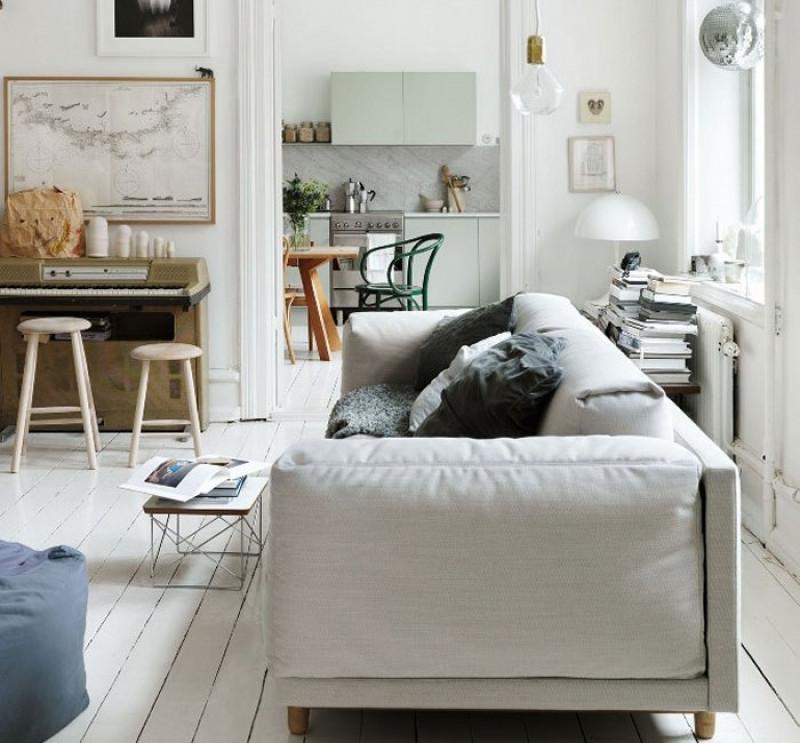 Не разполагайте дивана и фотьойлите до стената