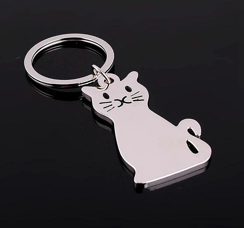 Тя обича котки