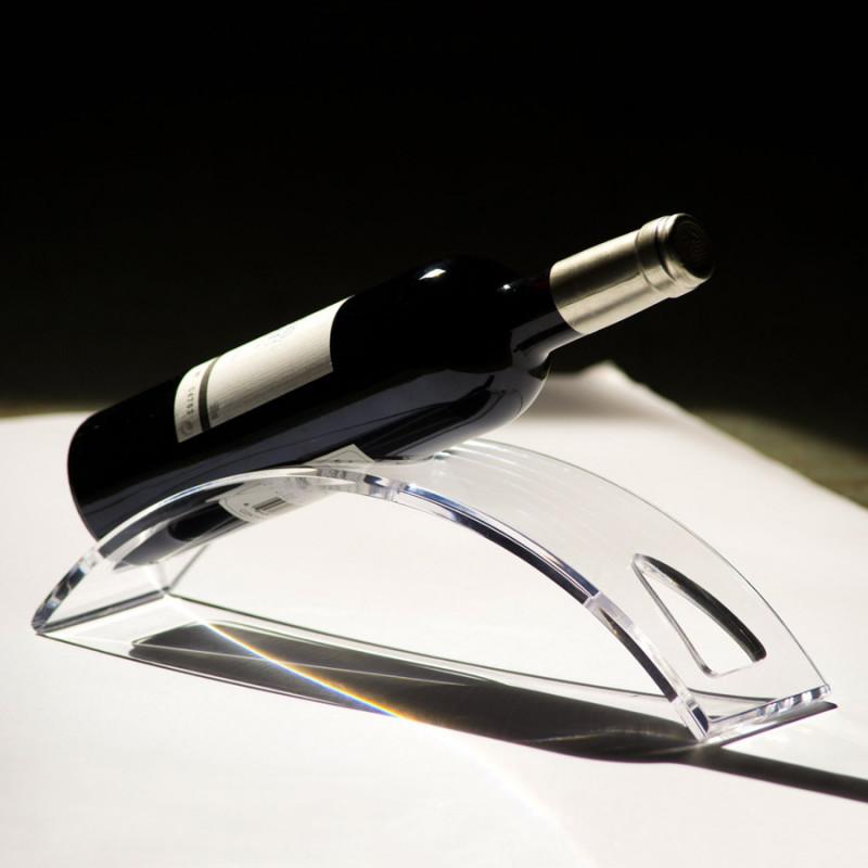 Елегантна поставка за бутилка