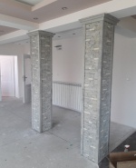 Колони от сива чинка