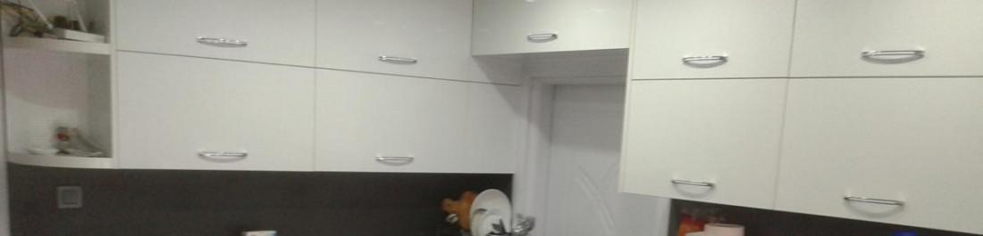 Преустройство на хол в дневен тракт с кухня