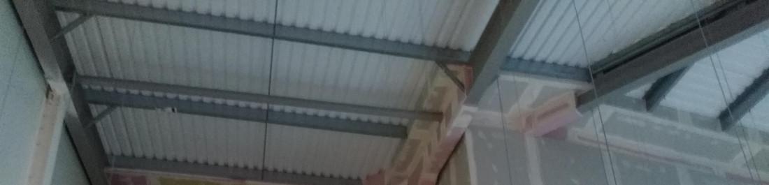 преградни стени в индустриална сграда