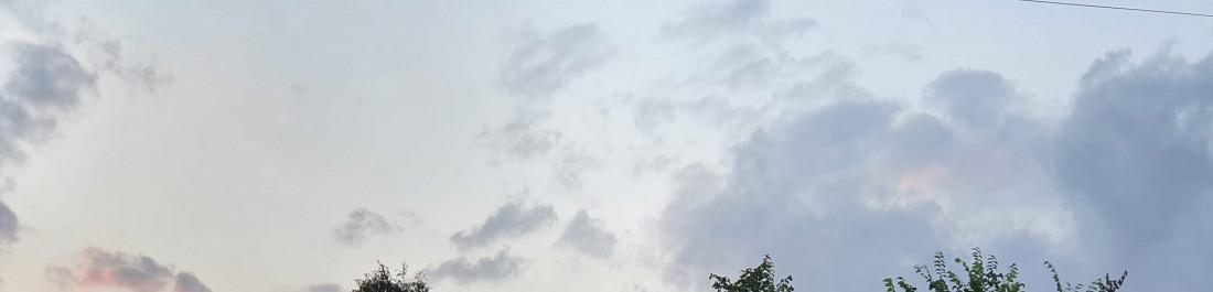 Монтаж на битумни керемиди и улуци