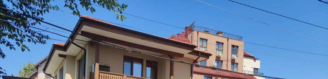 Ролетна врата със стоманени ламели