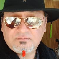 Профилна снимка - Петър Петров