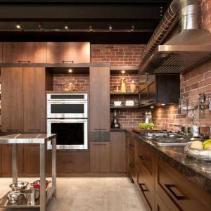 Няколко идеи за впечатляващи кухни в лофт стил