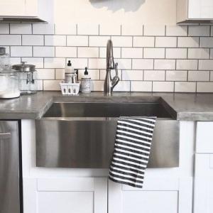 Плот, изработен от бетон