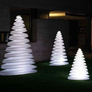 Разкошна светеща алтернатива за дворното пространство