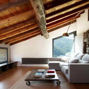 Мансардна стая в Хирона, Испания