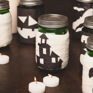 Красиви и тайнствени - фенерите от буркани