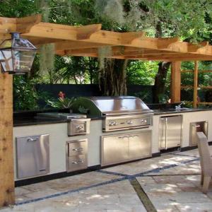 Приготвяне на храна под пергола - защо не?