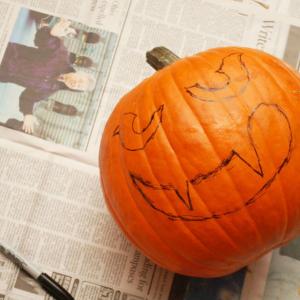 6. Ред е на очите и устата