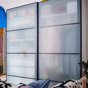 Различно настроение, различно облекло