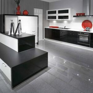 Доза екстравагантност никога не е излишна