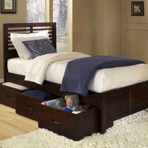 Мястото под леглото не е само за чудовища