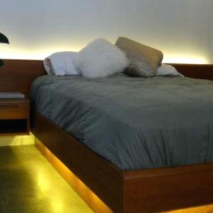 Светлина от леглото