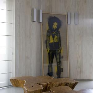 Уникални маси от естествена дървесина