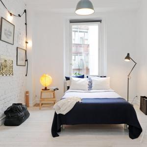 Заложете на ниски мебели в светли нюанси