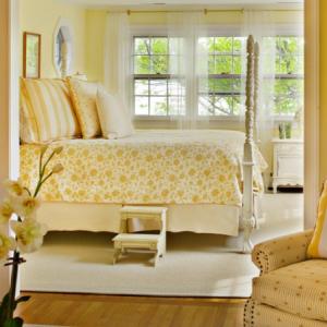 Боядисайте стените на спалнята в свежи цветове