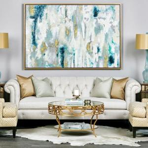 Съобразете декорациите с основния тон на помещението