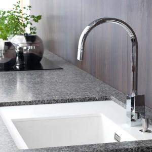 Класически профил и изчистен дизайн