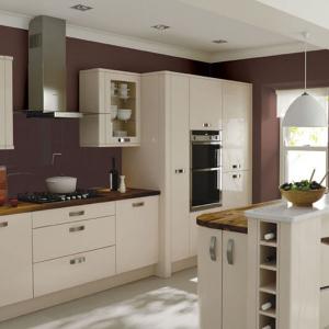 Практична подмяна на горни кухненски шкафове