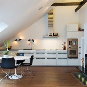 Колко струват долните кухненски шкафове?