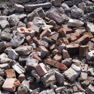 Трябва ли да събирам строителните отпадъци разделно?