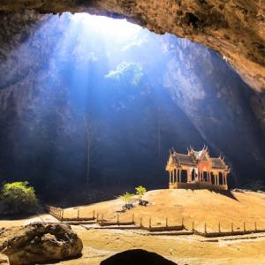 Пещерата Прая Након, Тайланд