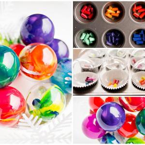 Разтопените пастели придават уникални багри на стъклените коледни играчки