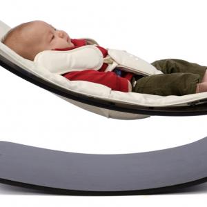 Футуристичен бебешки шезлонг