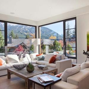 Ъглов прозорец