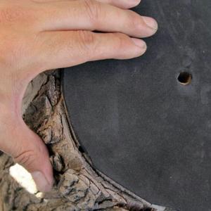 Двойна стабилност за основата на страхотната настолна лампа