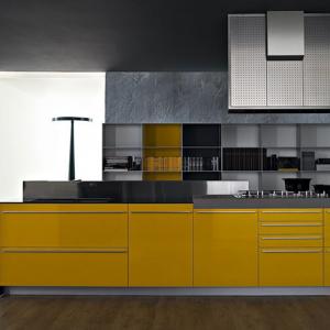 Заложете на стъклен кухненски модул