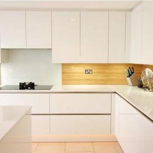 Кухненски гръб от ламинат