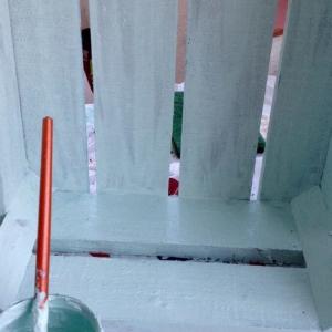 Стъпка 2: Грундирайте и боядисайте