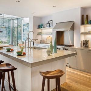 Дървото придобива нови форми